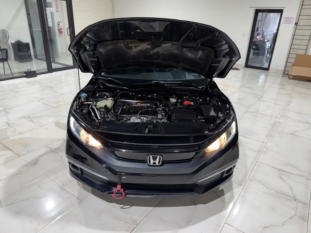 Photo 4 of this HONDA CIVIC