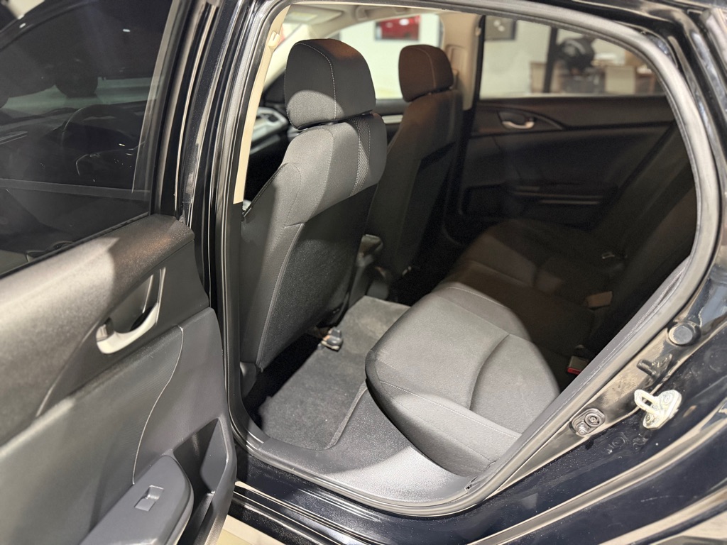 Photo 13 of this HONDA CIVIC