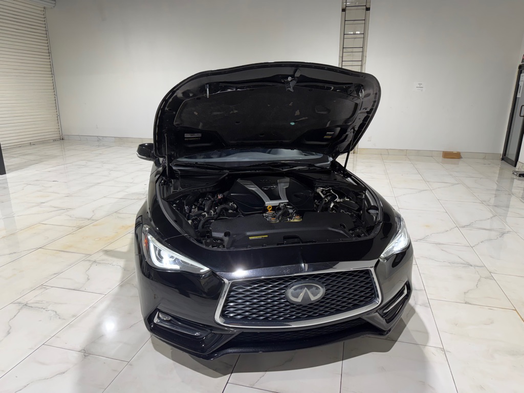 Photo 5 of this INFINITI Q60