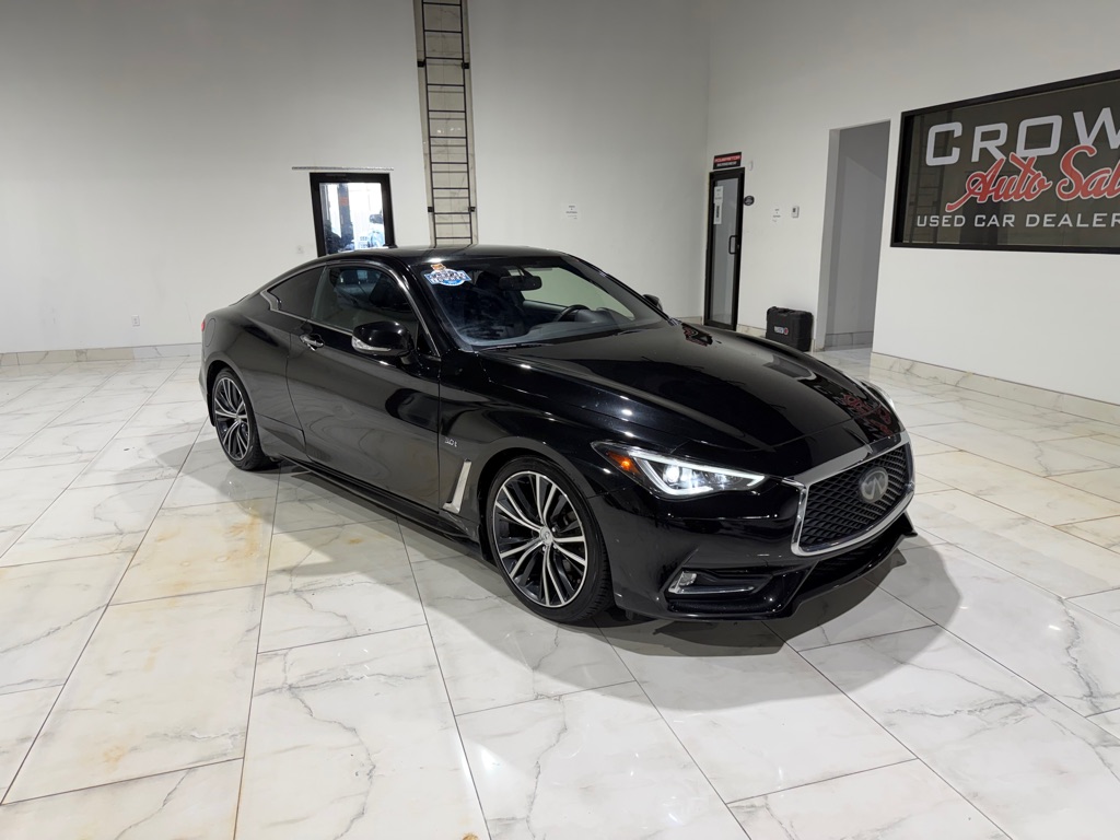 Photo 3 of this INFINITI Q60