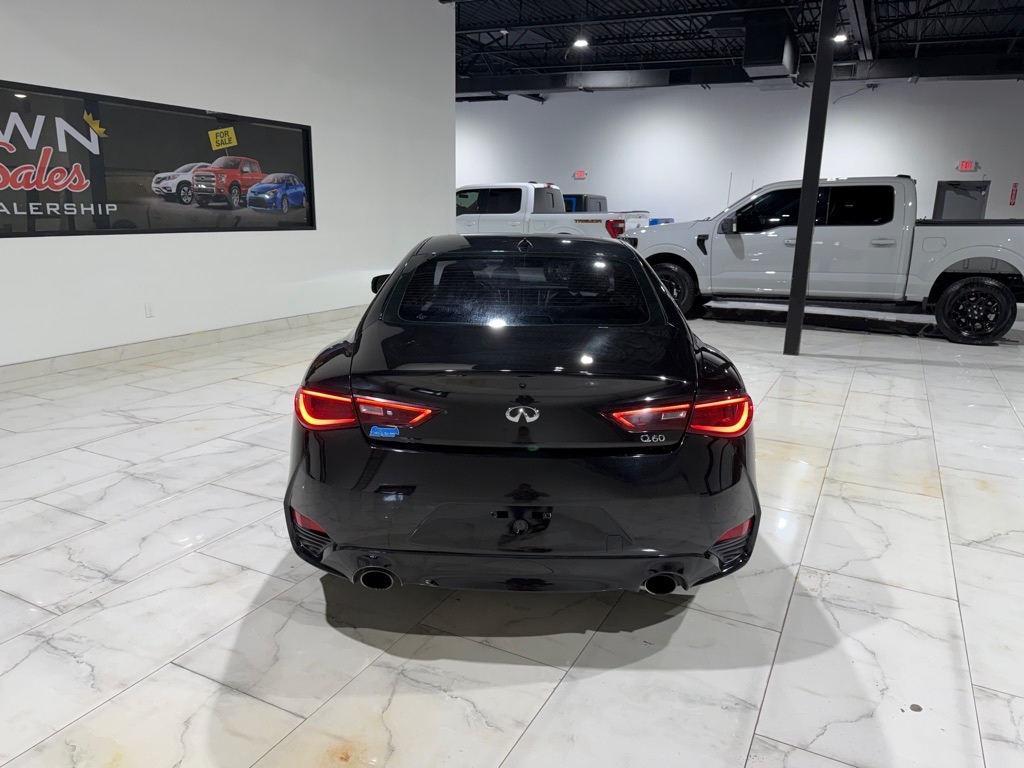 Photo 12 of this INFINITI Q60