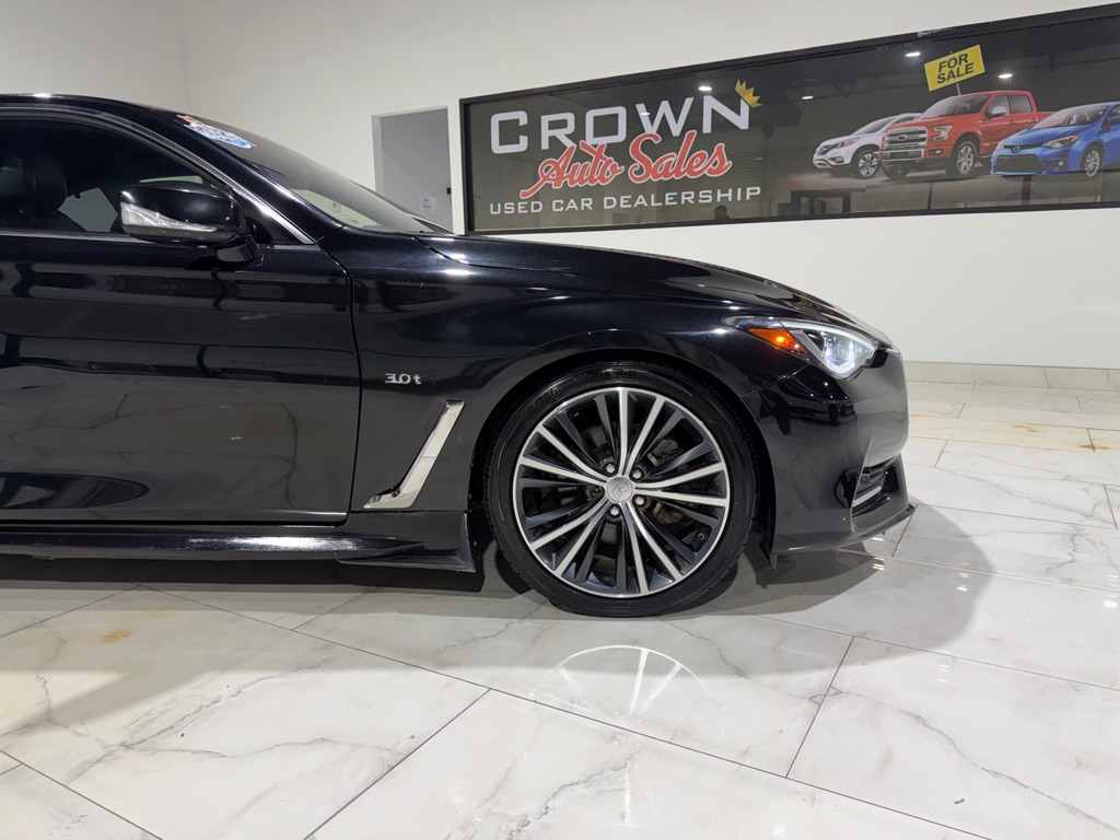 Photo 7 of this INFINITI Q60