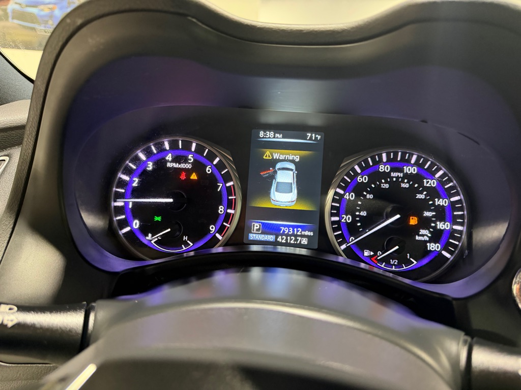 Photo 25 of this INFINITI Q60