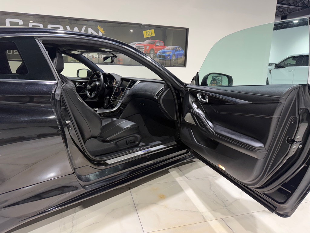 Photo 15 of this INFINITI Q60