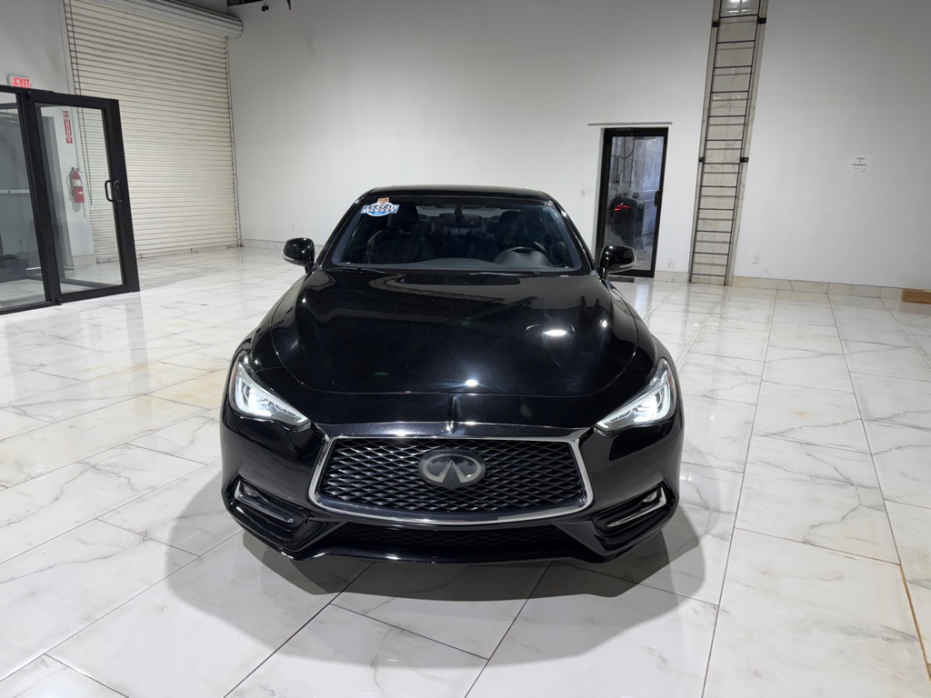 Photo 2 of this INFINITI Q60