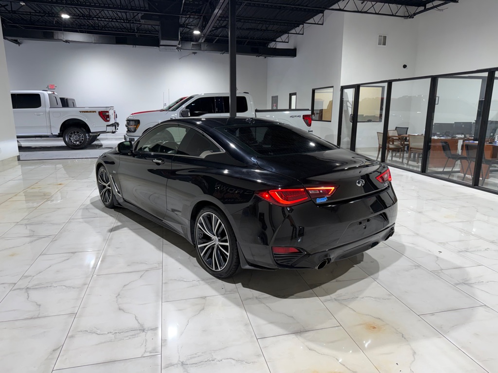 Photo 13 of this INFINITI Q60