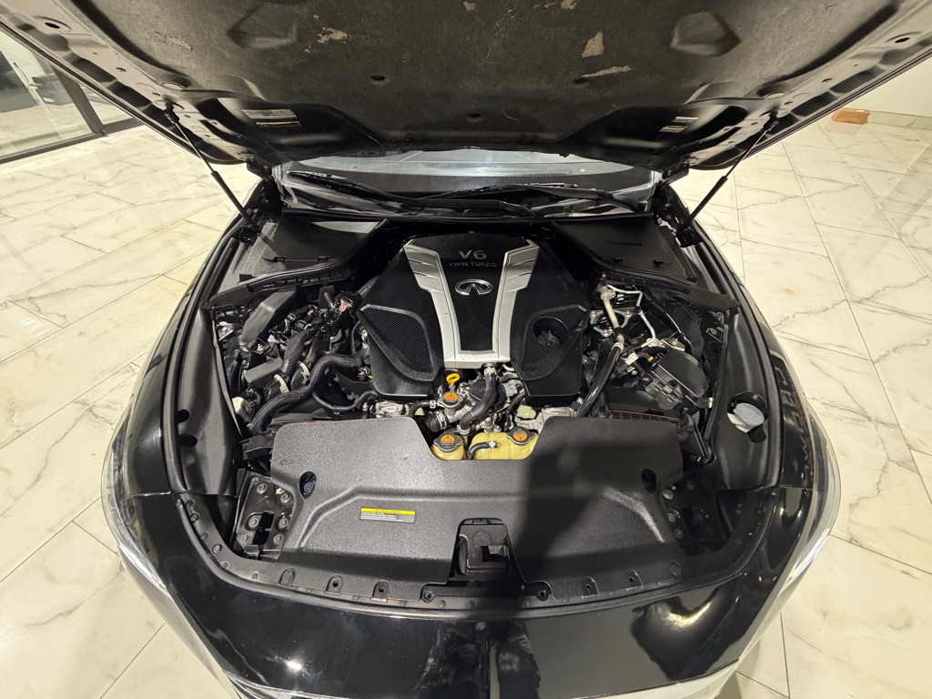 Photo 4 of this INFINITI Q60