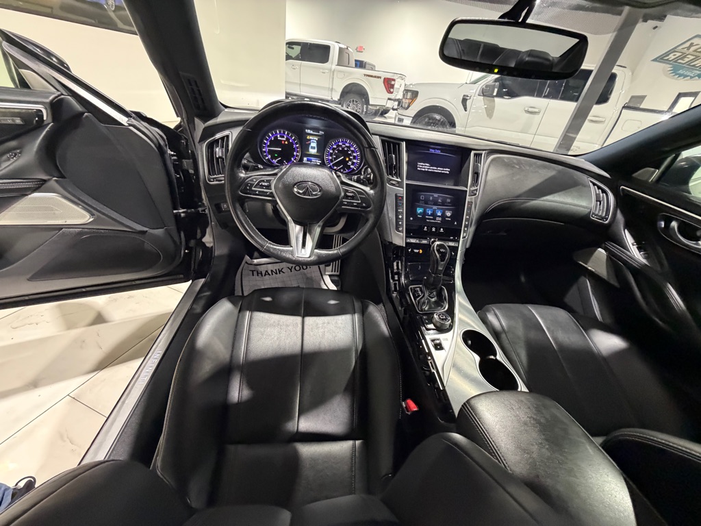 Photo 22 of this INFINITI Q60