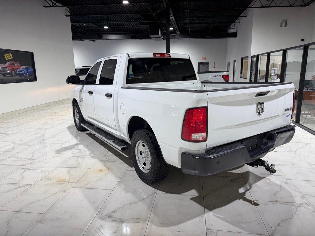 Photo 12 of this RAM 1500 CLASSIC