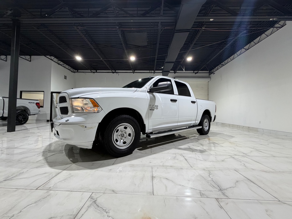 Photo 6 of this RAM 1500 CLASSIC
