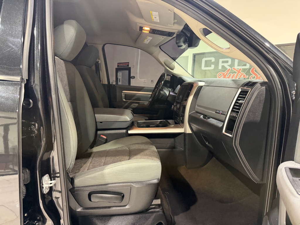 Photo 19 of this RAM 1500