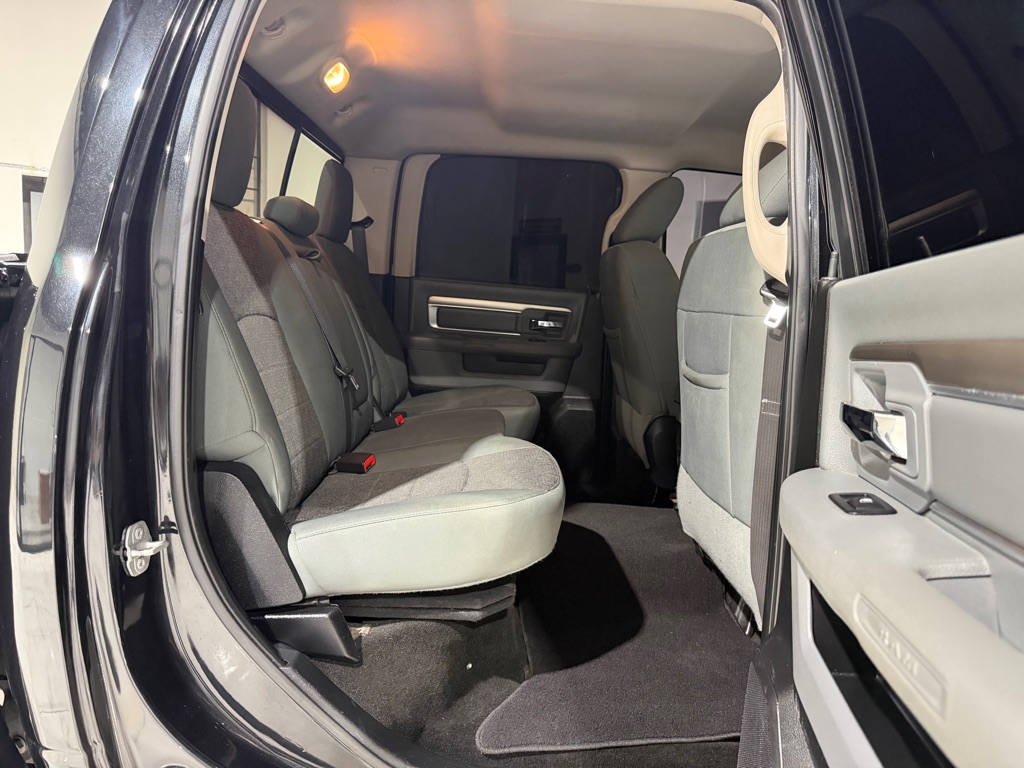 Photo 17 of this RAM 1500