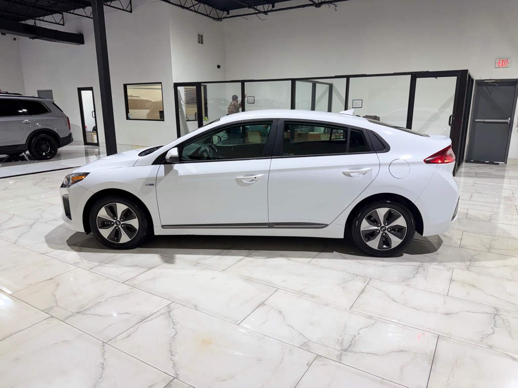 Photo 7 of this HYUNDAI IONIQ ELECTRIC