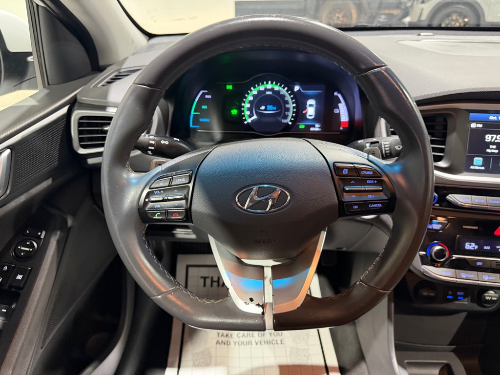 Photo 20 of this HYUNDAI IONIQ ELECTRIC