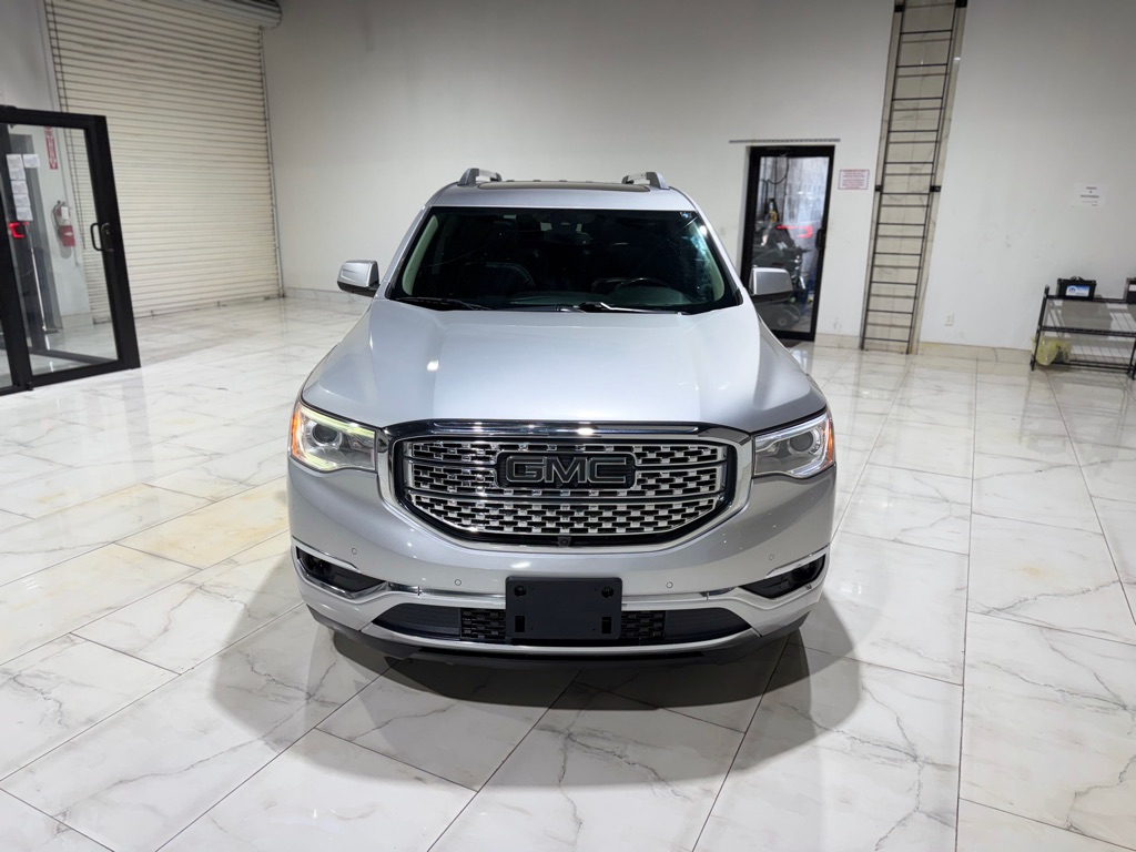 Photo 2 of this GMC ACADIA