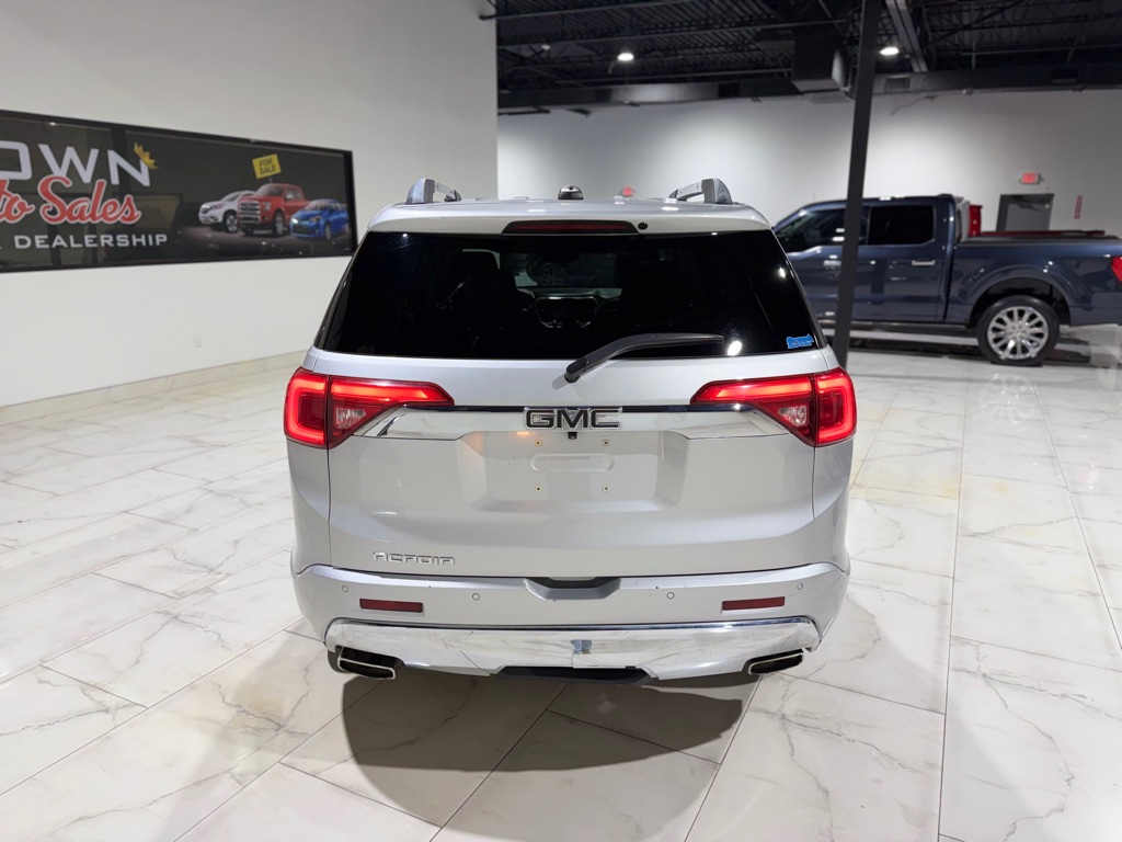 Photo 9 of this GMC ACADIA