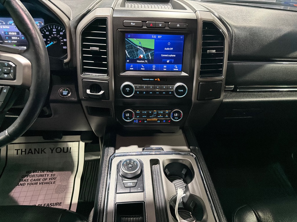 Photo 24 of this FORD EXPEDITION