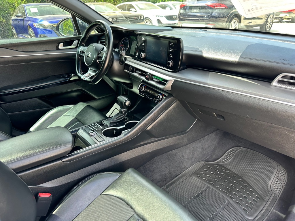 Photo 31 of this KIA K5