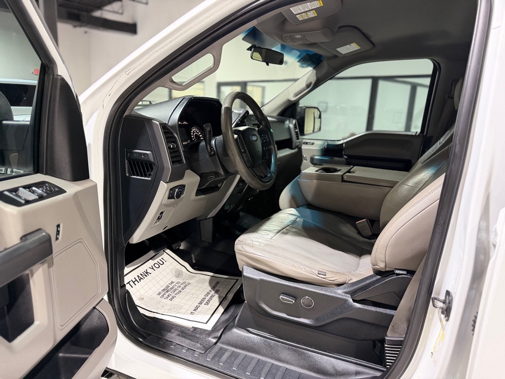 Photo 15 of this FORD F-150