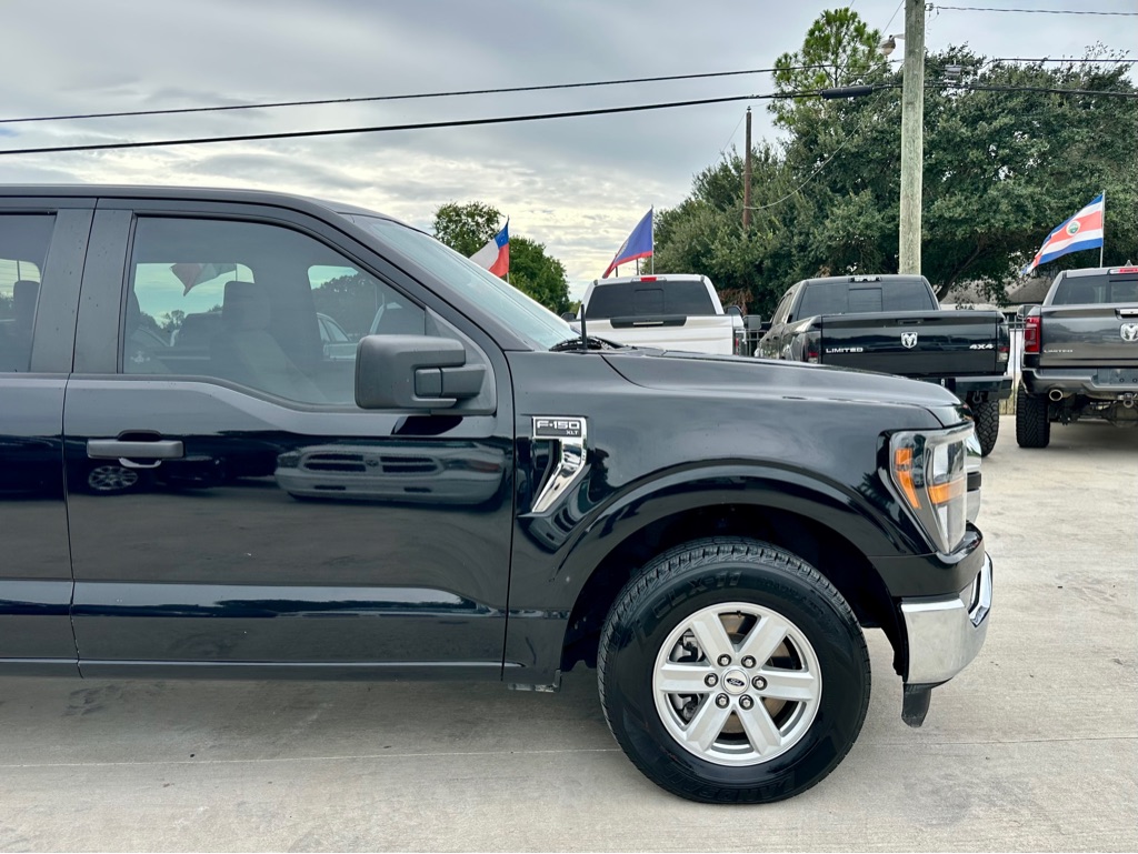 Photo 8 of this FORD F-150