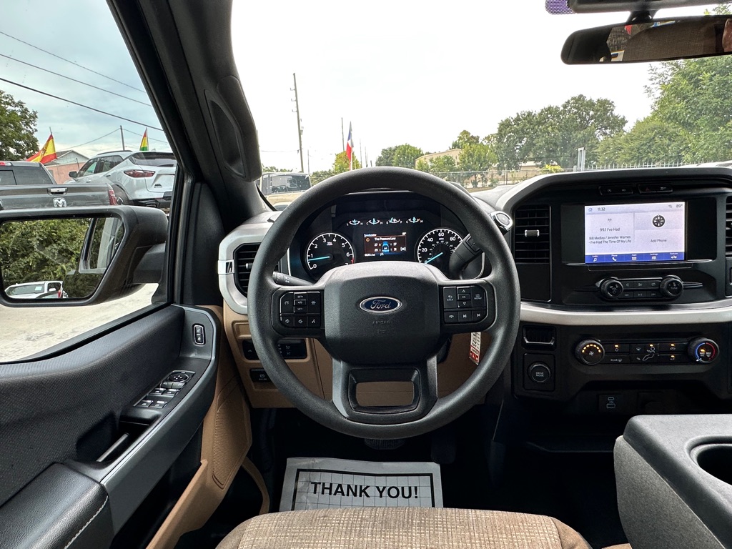 Photo 27 of this FORD F-150