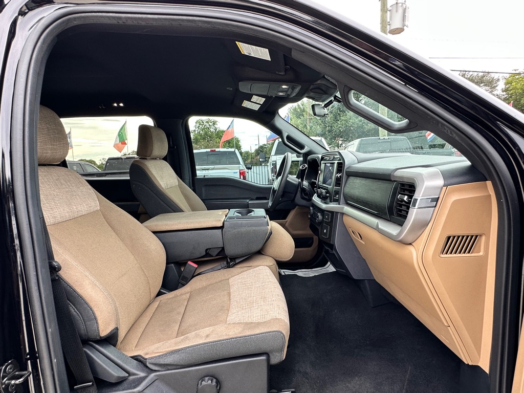 Photo 35 of this FORD F-150