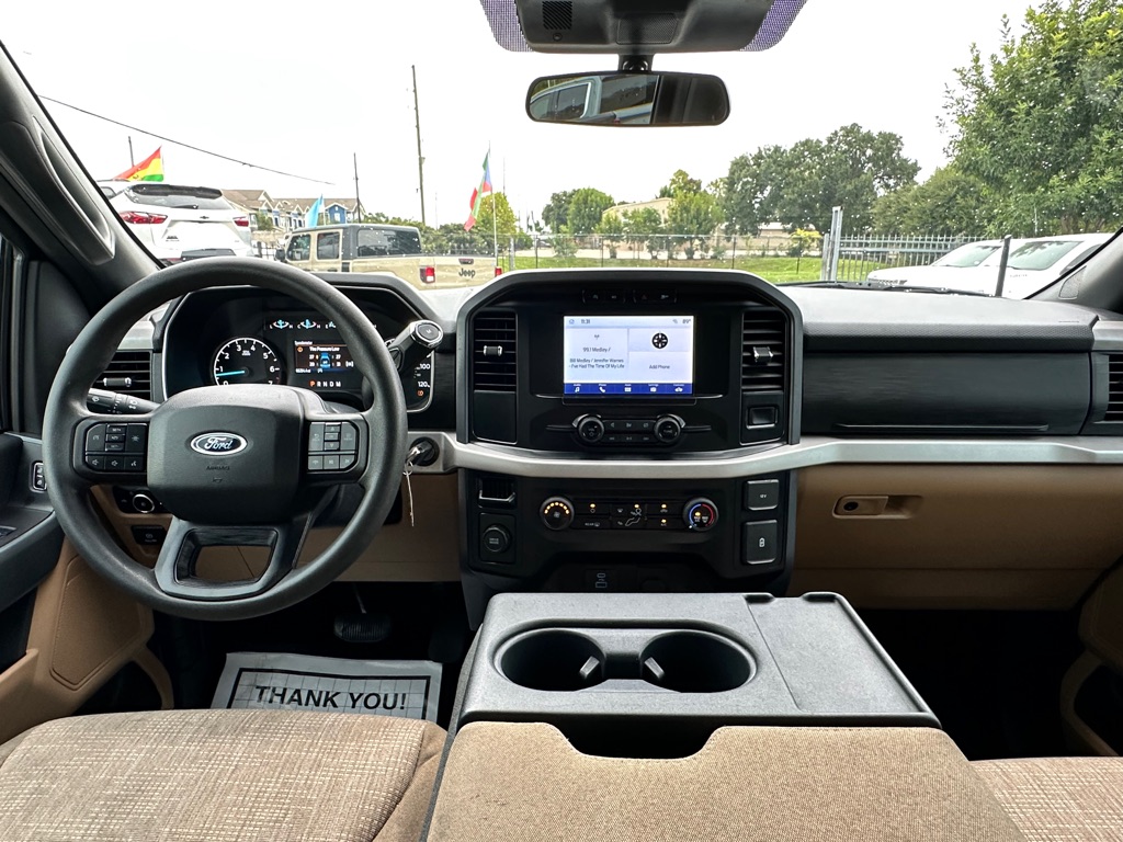 Photo 26 of this FORD F-150