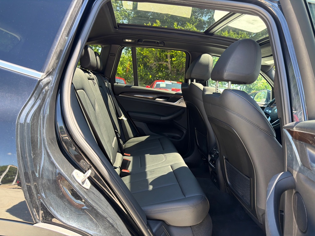 Photo 17 of this BMW X3