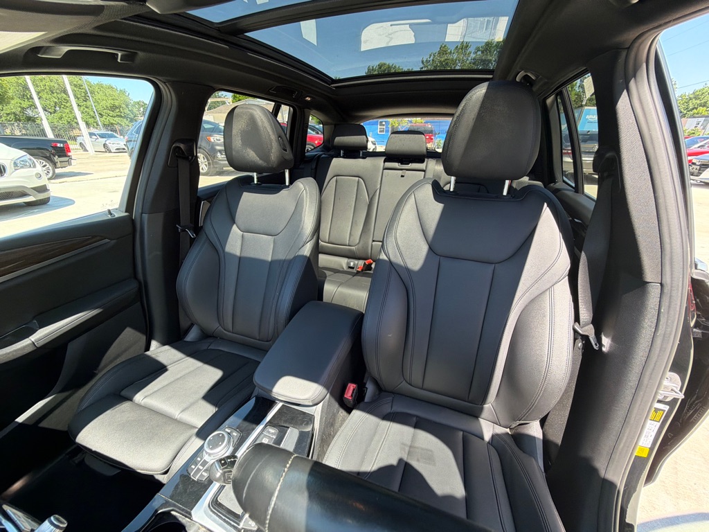 Photo 23 of this BMW X3