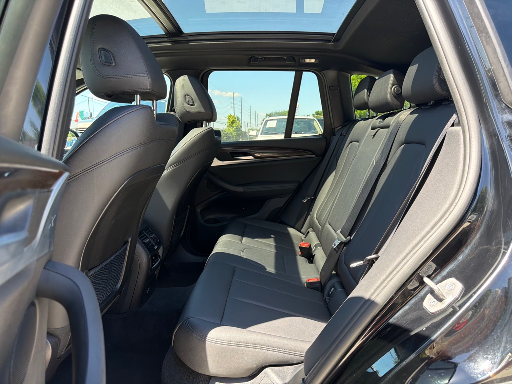Photo 15 of this BMW X3