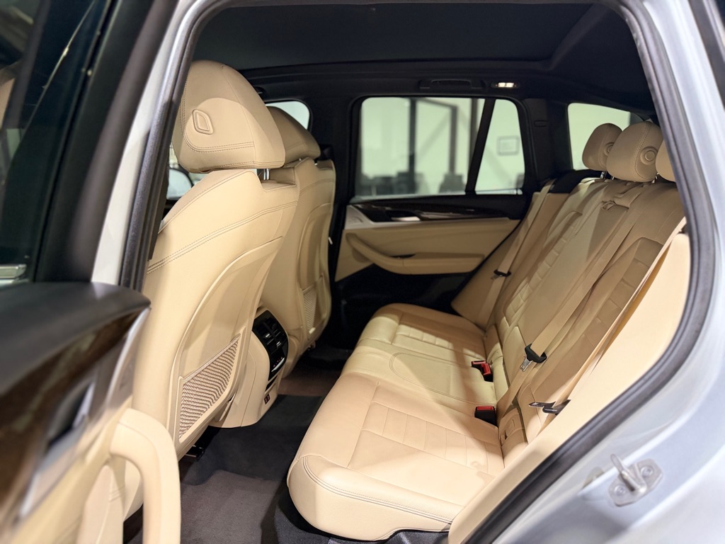 Photo 12 of this BMW X3