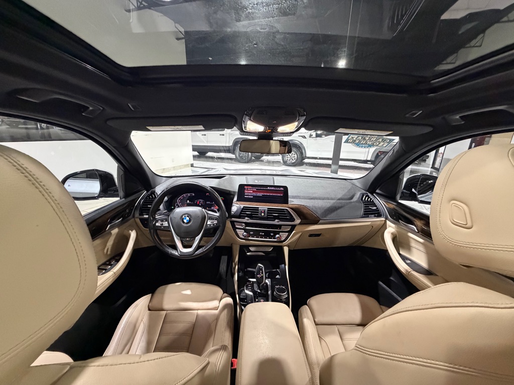 Photo 19 of this BMW X3