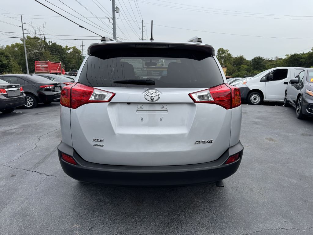 Photo 5 of this TOYOTA RAV4