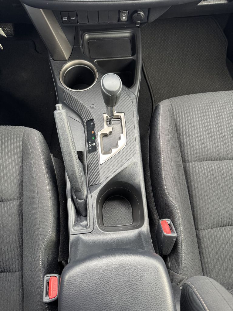 Photo 18 of this TOYOTA RAV4