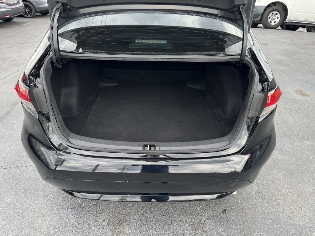 Photo 20 of this TOYOTA COROLLA
