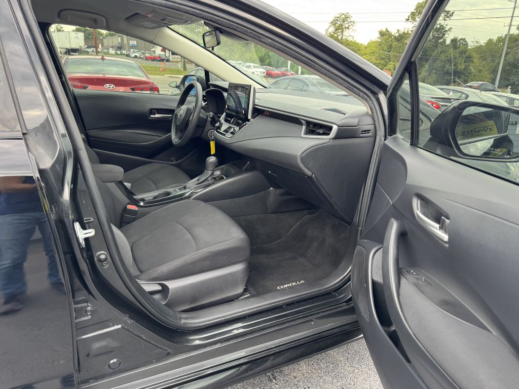 Photo 23 of this TOYOTA COROLLA