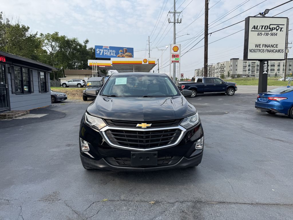 Photo 2 of this CHEVROLET EQUINOX