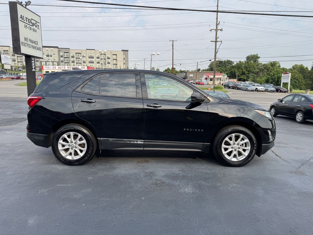Photo 8 of this CHEVROLET EQUINOX