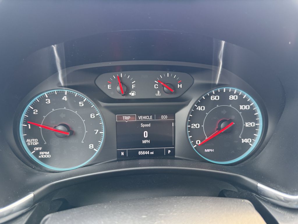 Photo 12 of this CHEVROLET EQUINOX