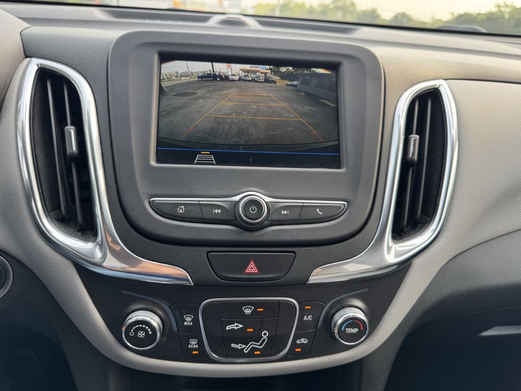 Photo 17 of this CHEVROLET EQUINOX