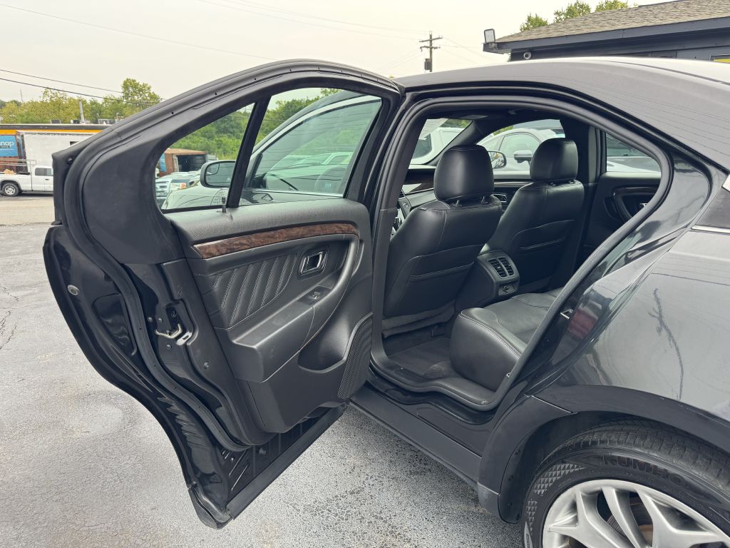 Photo 11 of this FORD TAURUS
