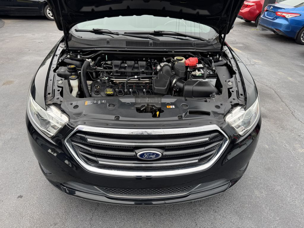 Photo 19 of this FORD TAURUS