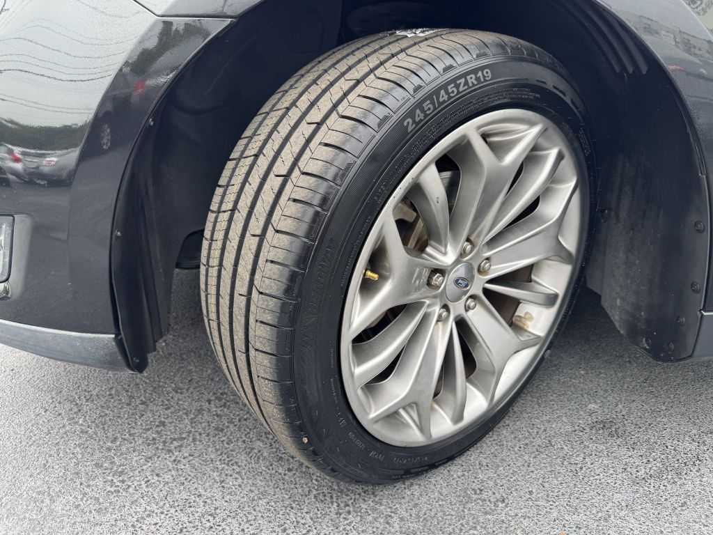 Photo 21 of this FORD TAURUS