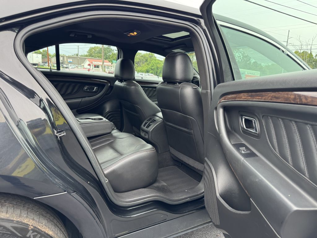 Photo 24 of this FORD TAURUS