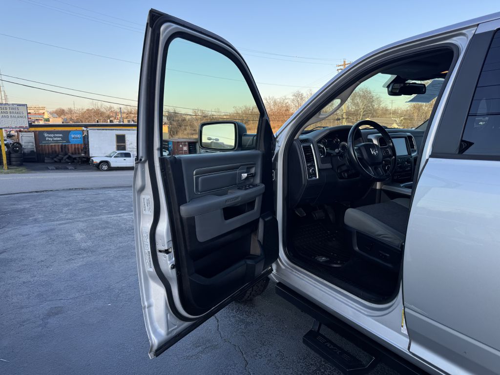 Photo 9 of this RAM 1500