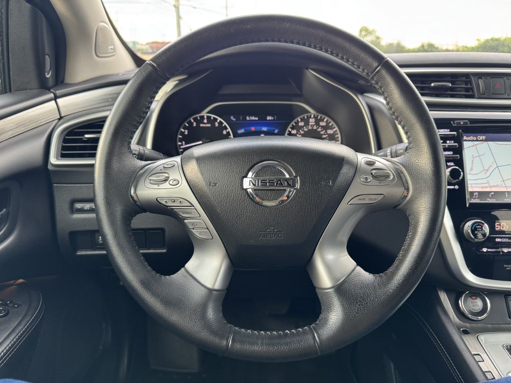 Photo 13 of this NISSAN MURANO