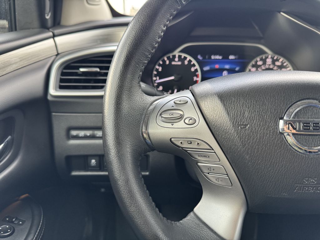 Photo 14 of this NISSAN MURANO