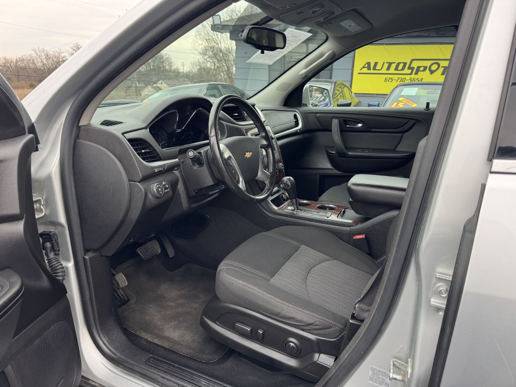 Photo 10 of this CHEVROLET TRAVERSE