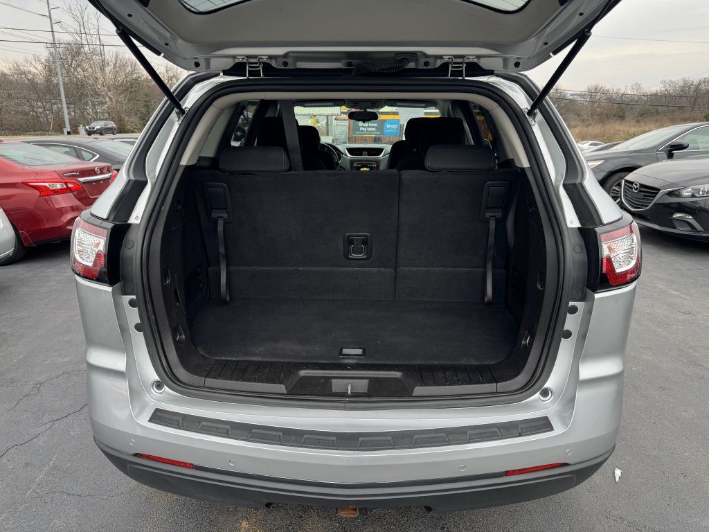 Photo 21 of this CHEVROLET TRAVERSE