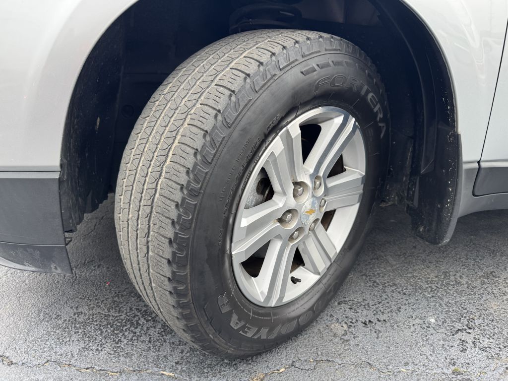 Photo 22 of this CHEVROLET TRAVERSE